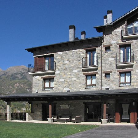 Hotel Sesue Бенаске Экстерьер фото